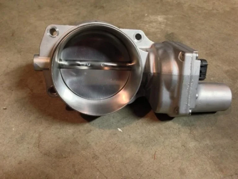 LS2 throttle body
